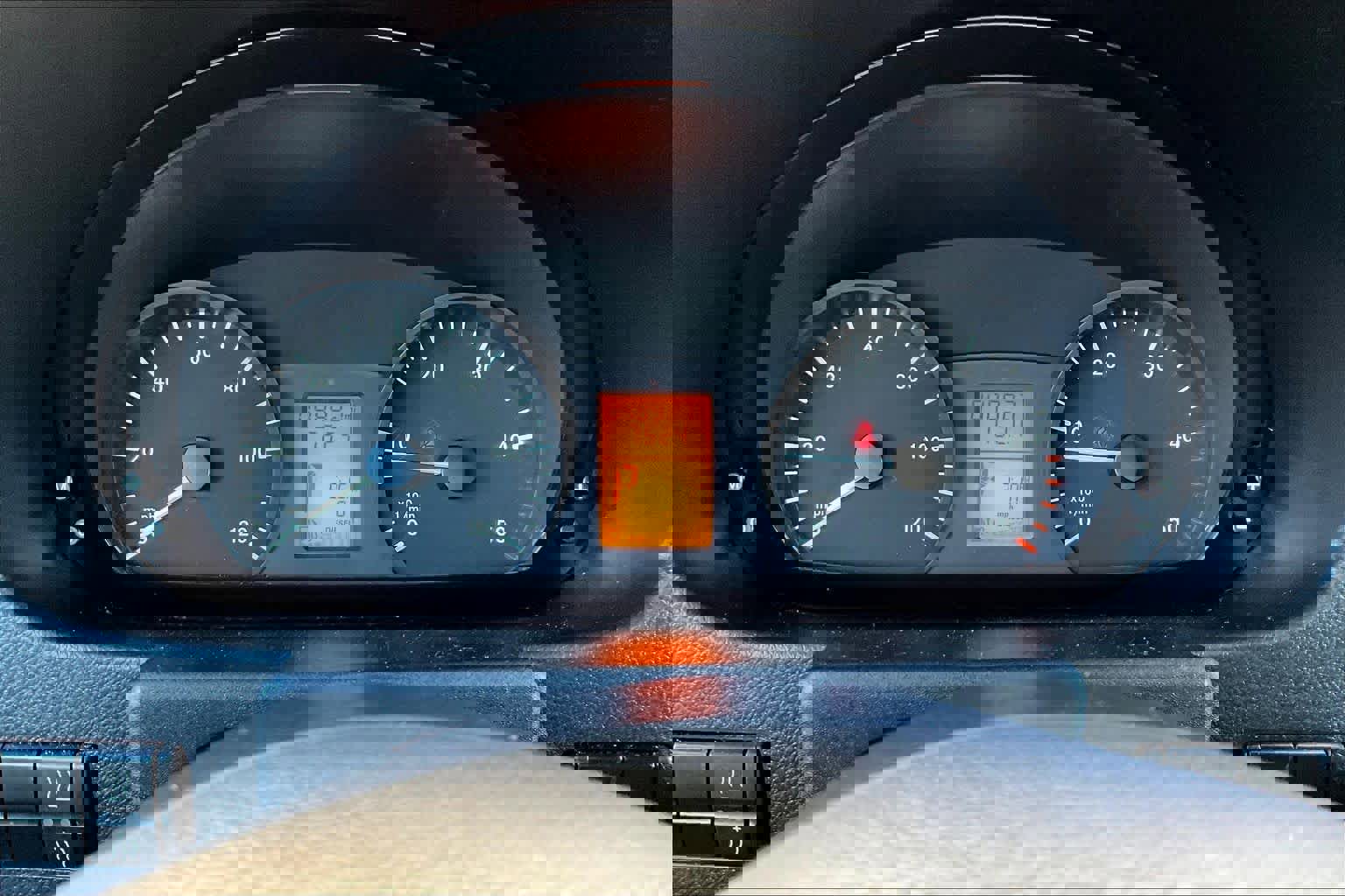 Used 2016 Mercedes-Benz Sprinter 2500 image 23