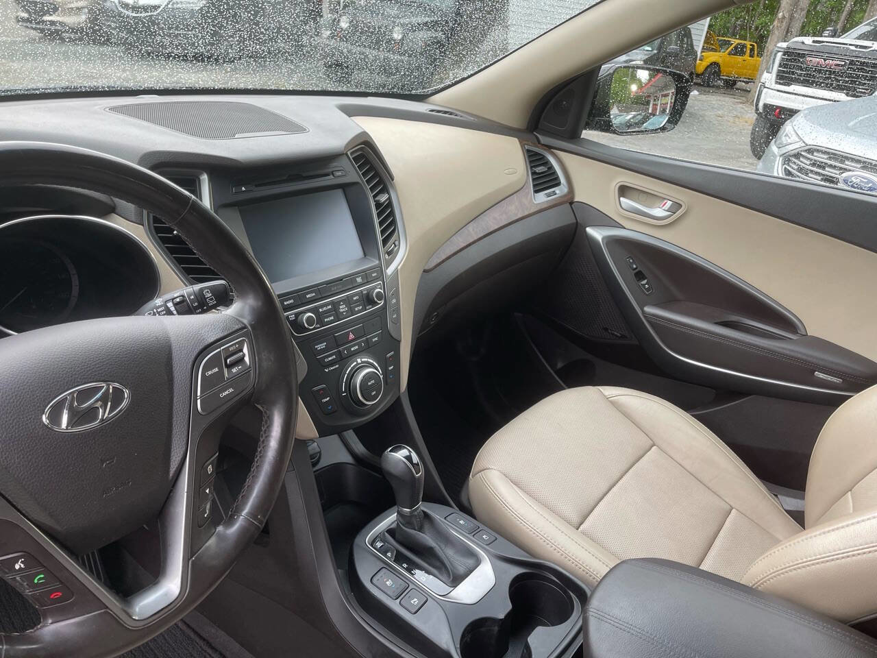 Used 2018 Hyundai Santa Fe Sport w/ 2.4L Tech Package 04 AWD/4WD image 15