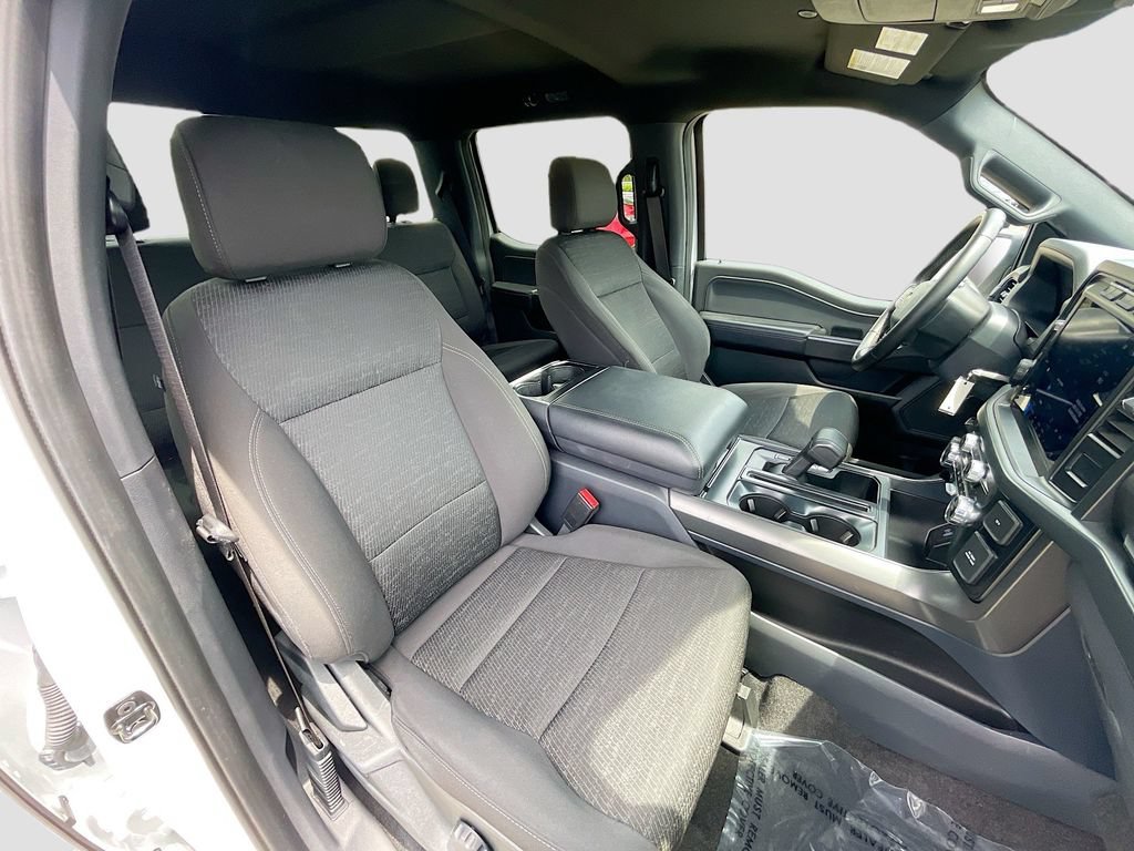 Used 2024 Ford F150 XLT w/ XLT Black Appearance Package RWD image 28