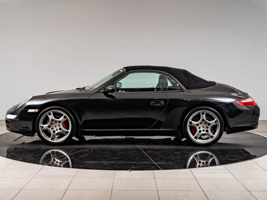 Used 2005 Porsche 911 Carrera S RWD image 2