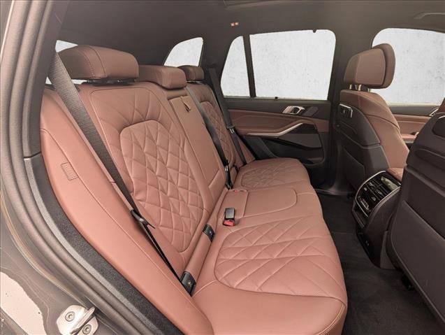 New 2026 BMW X5 xDrive50e w/ Executive Package AWD/4WD image 17
