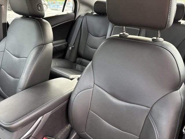 Used 2018 Chevrolet Volt Premier image 11
