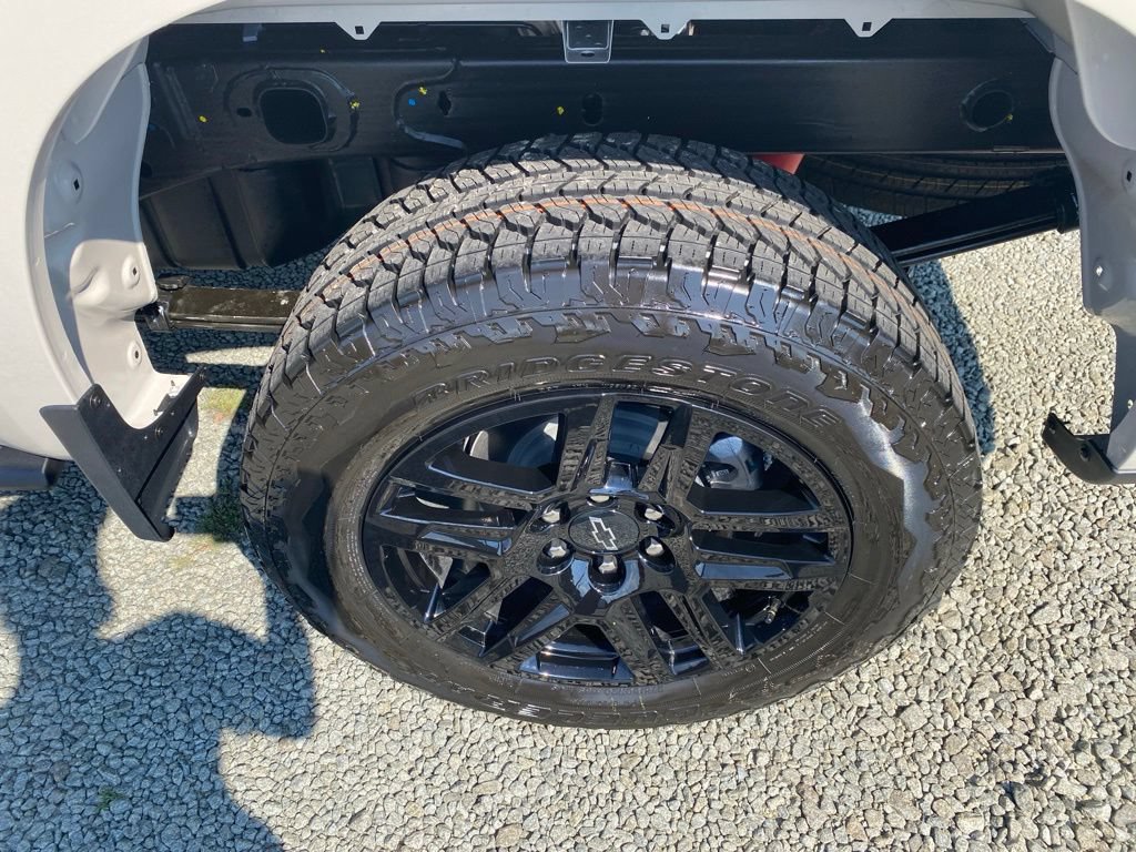 New 2026 Chevrolet Silverado 1500 Custom Trail Boss AWD/4WD image 24