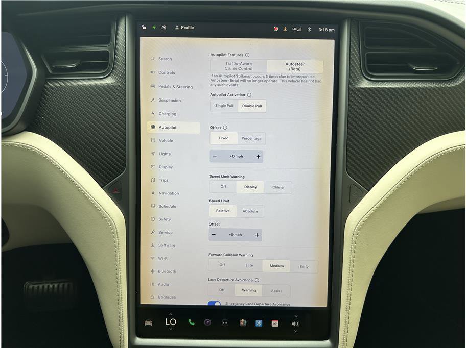 Used 2018 Tesla Model X 100D image 32
