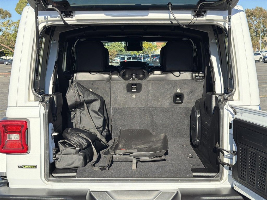 Used 2021 Jeep Wrangler Unlimited Rubicon image 26