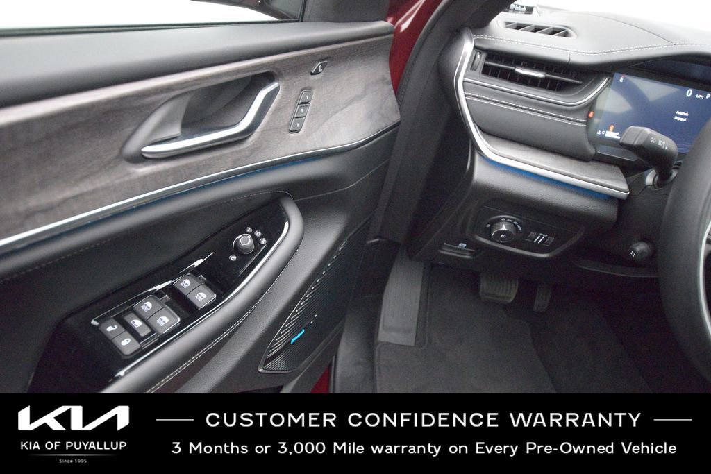 Used 2021 Jeep Grand Cherokee L Overland w/ Luxury Tech Group IV image 27