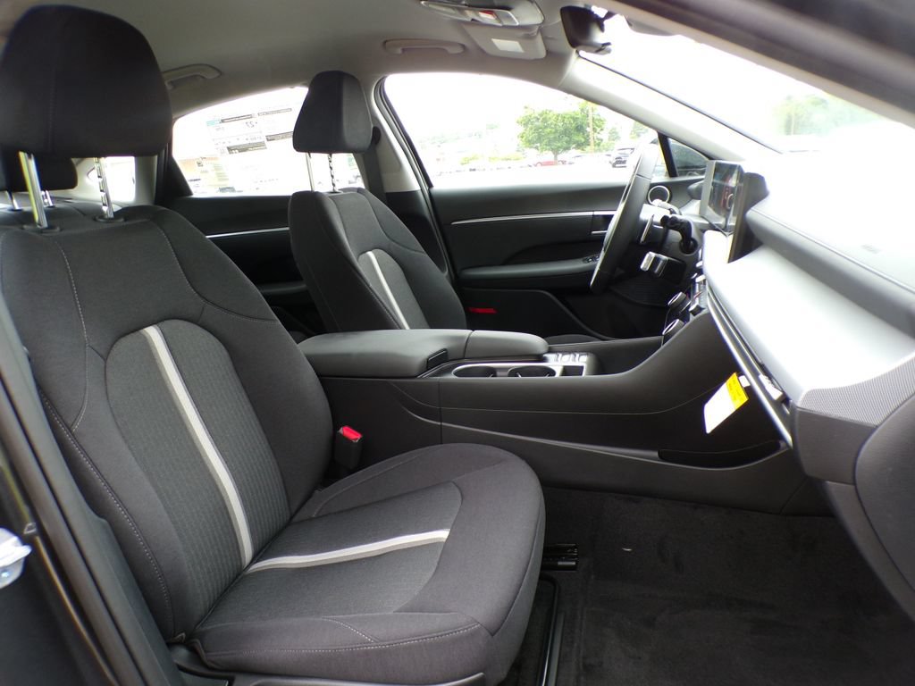 New 2026 Hyundai Sonata SEL AWD/4WD image 15