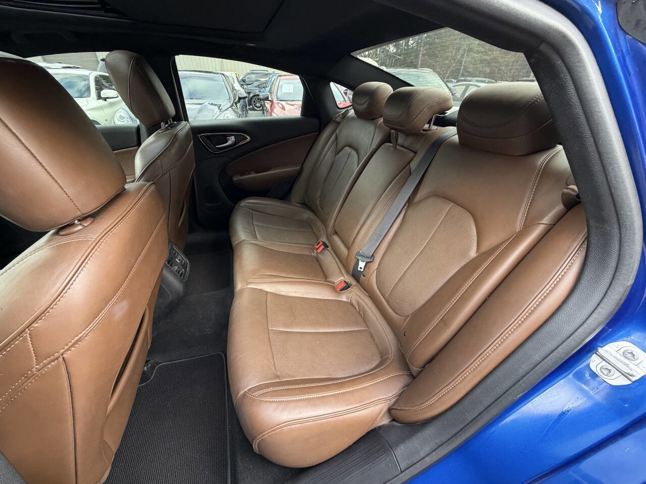 Used 2017 Chrysler 200 C w/ Premium Group image 23