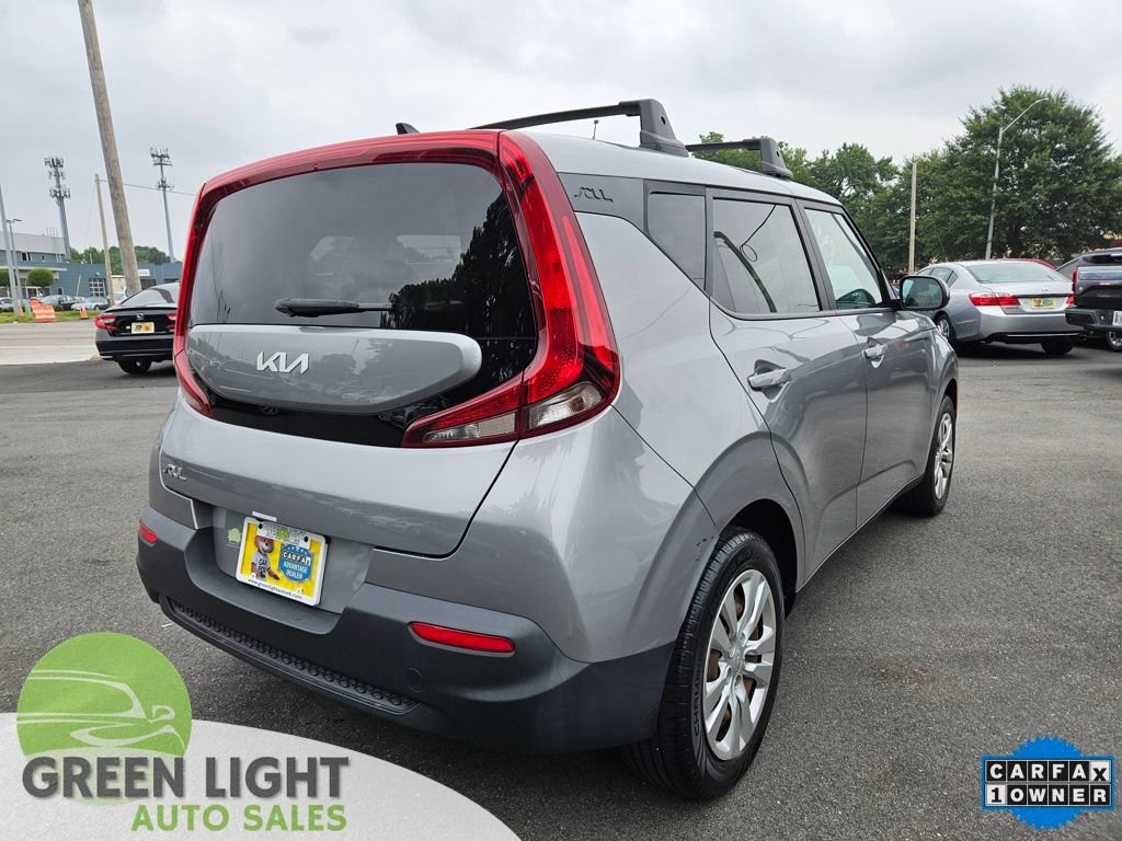 Used 2022 Kia Soul LX FWD image 5