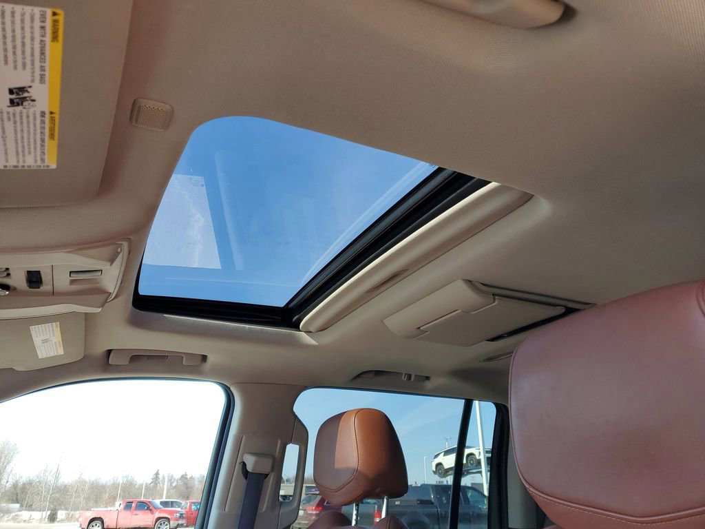 Used 2016 Cadillac Escalade ESV Luxury image 15