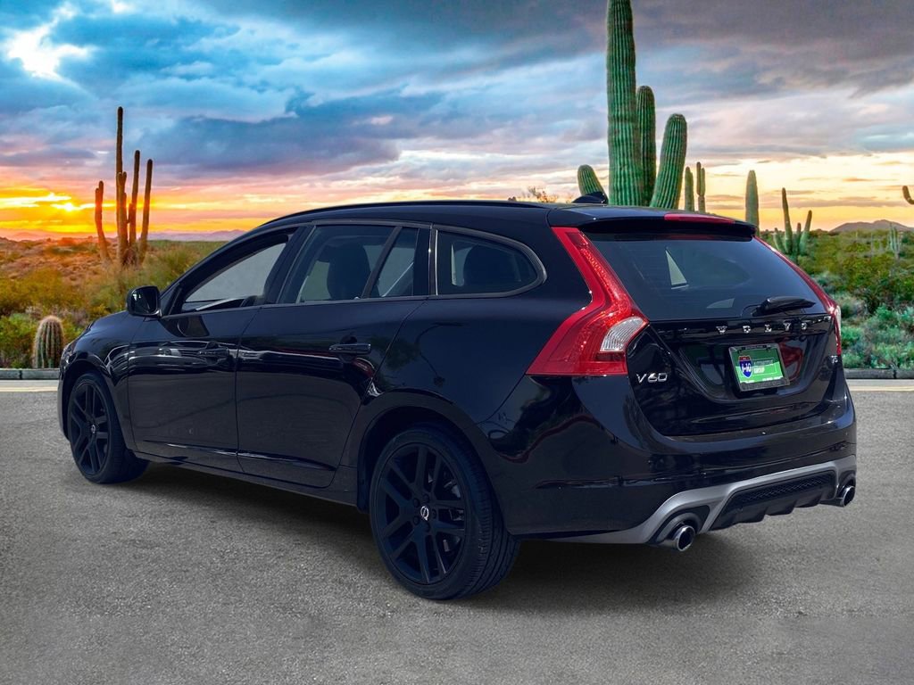 Used 2018 Volvo V60 T5 Dynamic w/ Vision Package FWD image 5