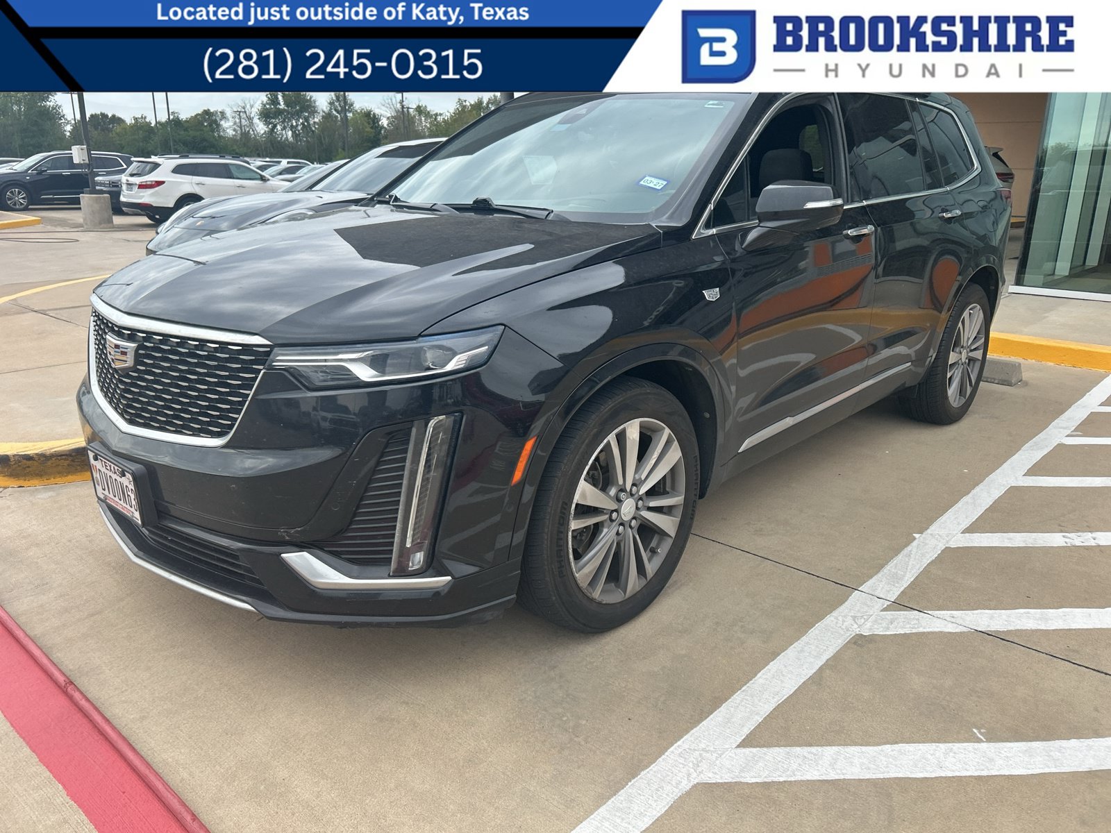 Used 2021 Cadillac XT6 Premium Luxury FWD image 1