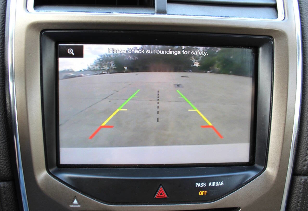 Used 2014 Lincoln MKX FWD w/ Equipment Group 101A image 10