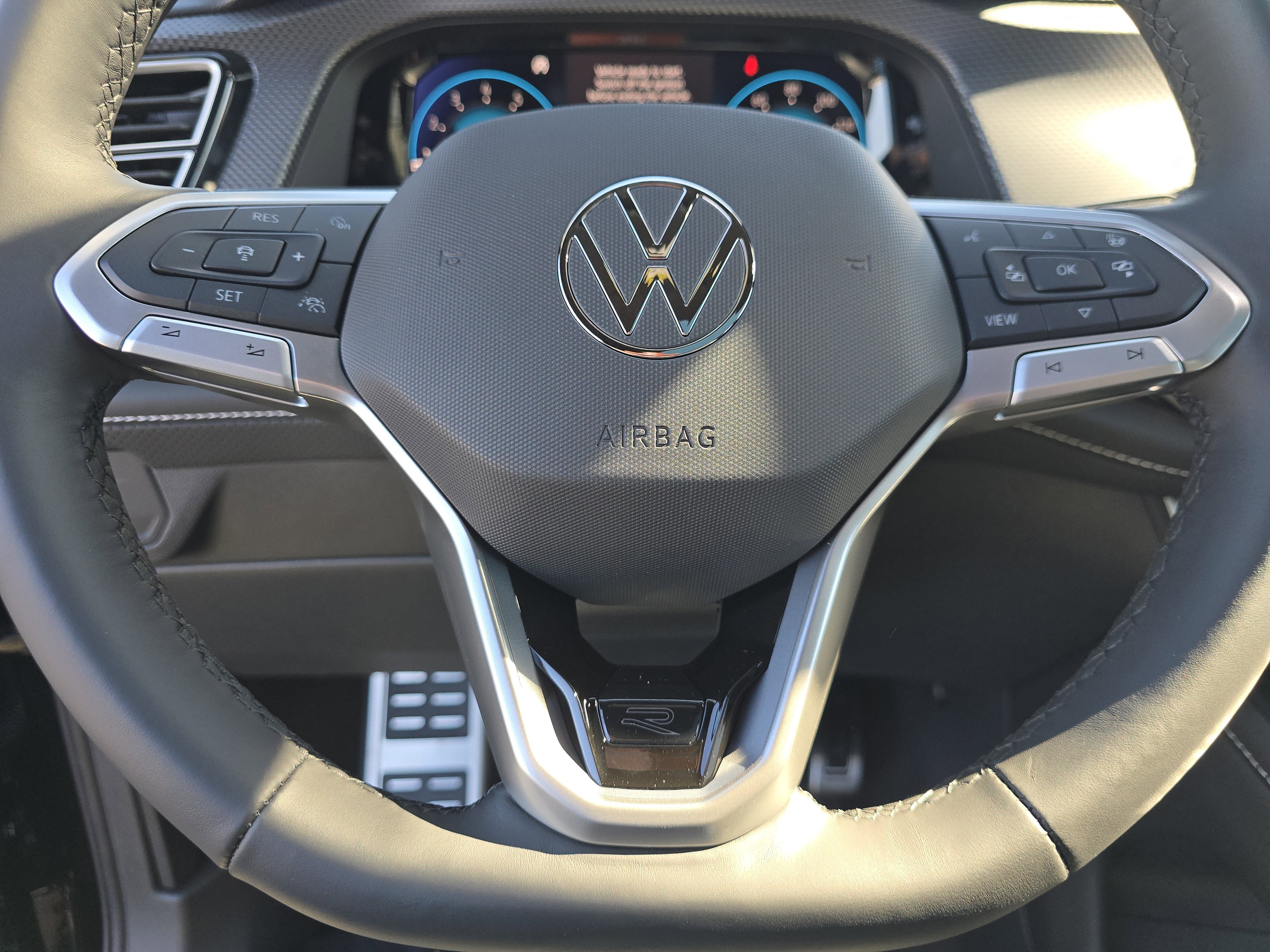 New 2026 Volkswagen Atlas Cross Sport SEL Premium R-Line image 22