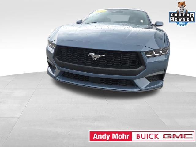 Used 2025 Ford Mustang Premium RWD image 6