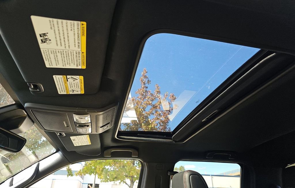 Used 2023 Nissan Frontier PRO-4X w/ Pro-4X Premium Package image 42