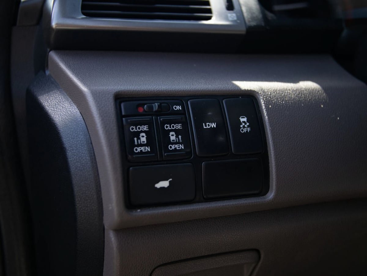 Used 2015 Honda Odyssey EX-L image 35