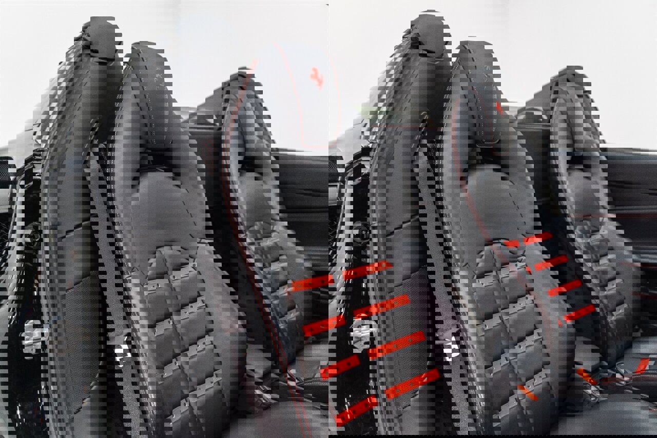 Used 2018 Ferrari 488 Spider image 35