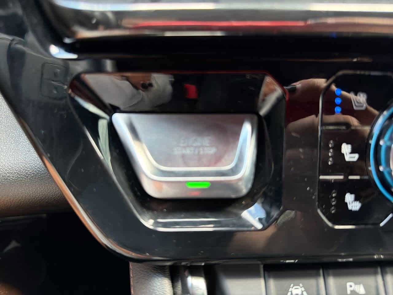 Used 2023 GMC Sierra 1500 AT4 w/ AT4 Premium Package image 31