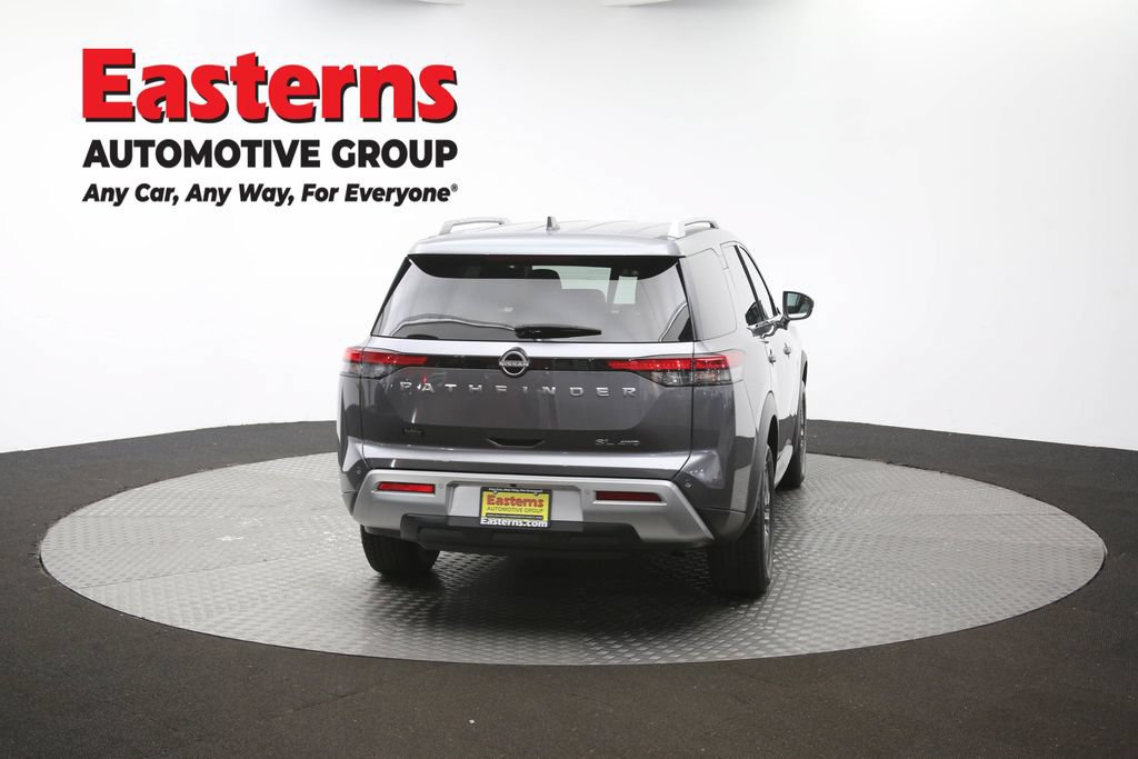 Used 2022 Nissan Pathfinder SL AWD/4WD image 39