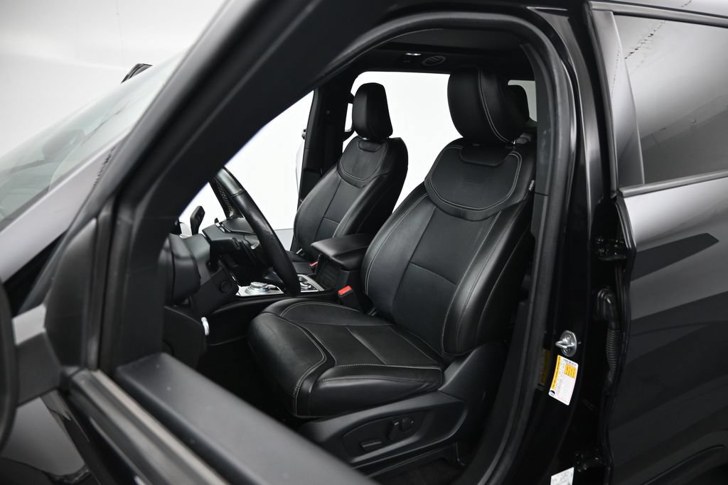 Certified 2023 Ford Explorer ST w/ Equipment Group 401A AWD/4WD image 9