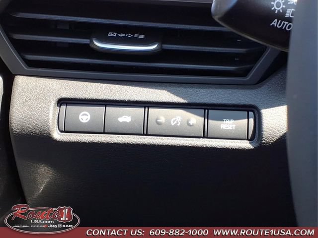 Used 2025 Nissan Altima 2.5 SL FWD image 27