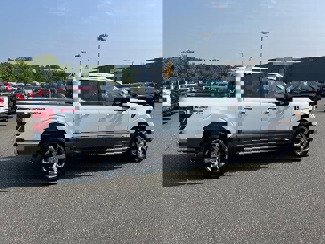 Certified 2022 Ford F150 XLT w/ Equipment Group 302A High image 6