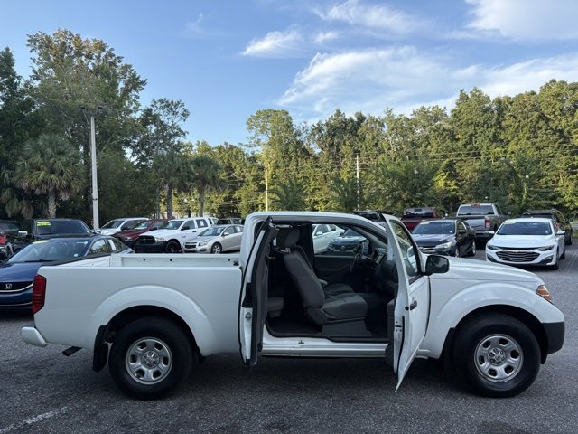 Used 2020 Nissan Frontier S image 25