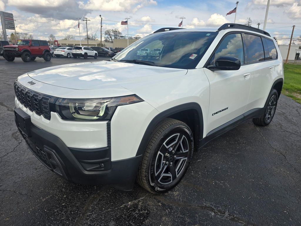 Used 2026 Jeep Cherokee Limited AWD/4WD image 3