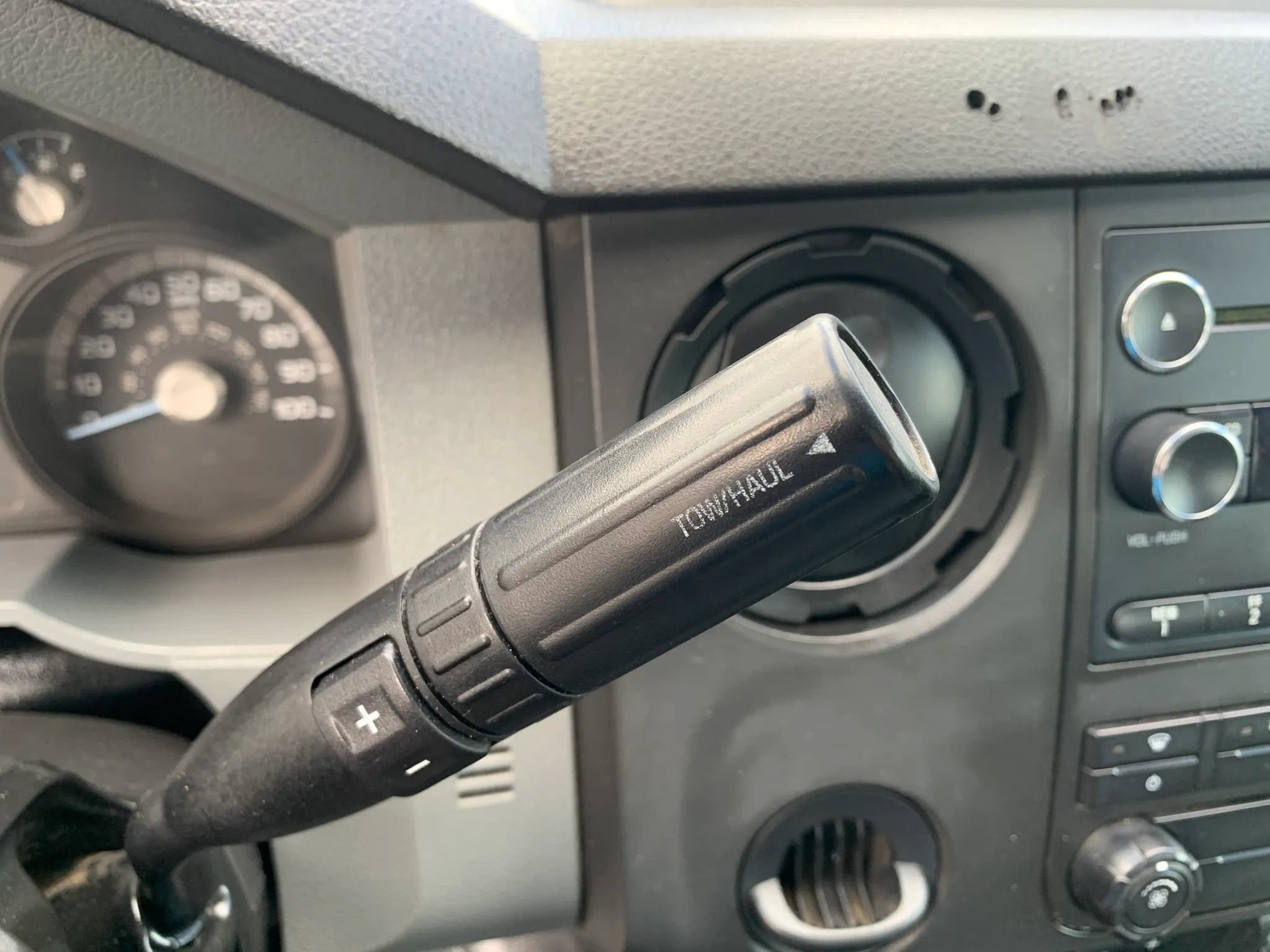 Used 2014 Ford F550 4x4 Regular Cab Super Duty image 18