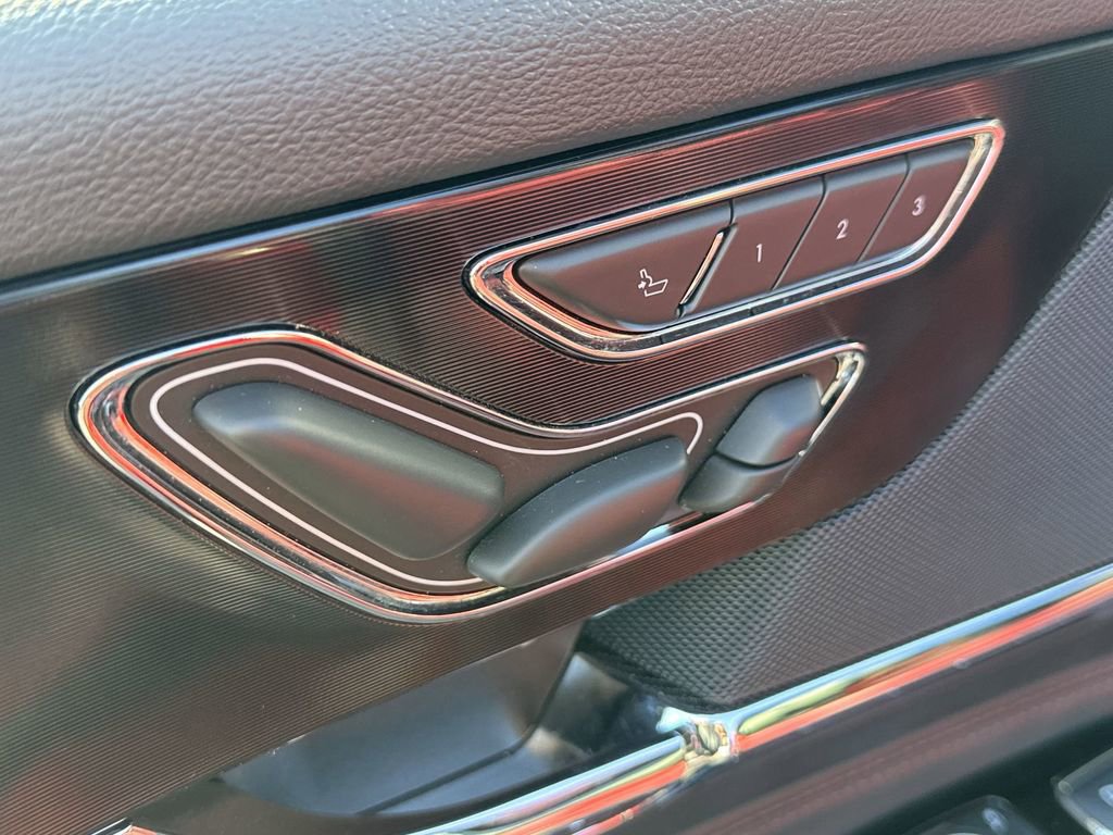 Used 2025 Lincoln Corsair Reserve w/ Equipment Group 202A image 14