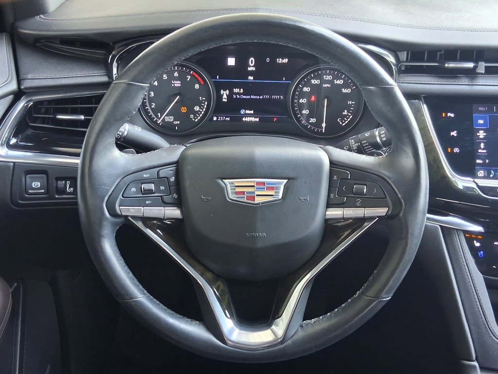 Used 2020 Cadillac XT6 Premium Luxury FWD image 10