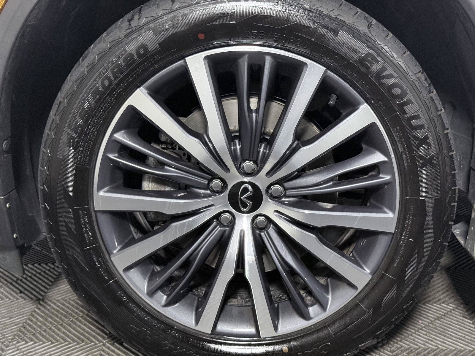 Certified 2023 INFINITI QX60 Sensory AWD/4WD image 35