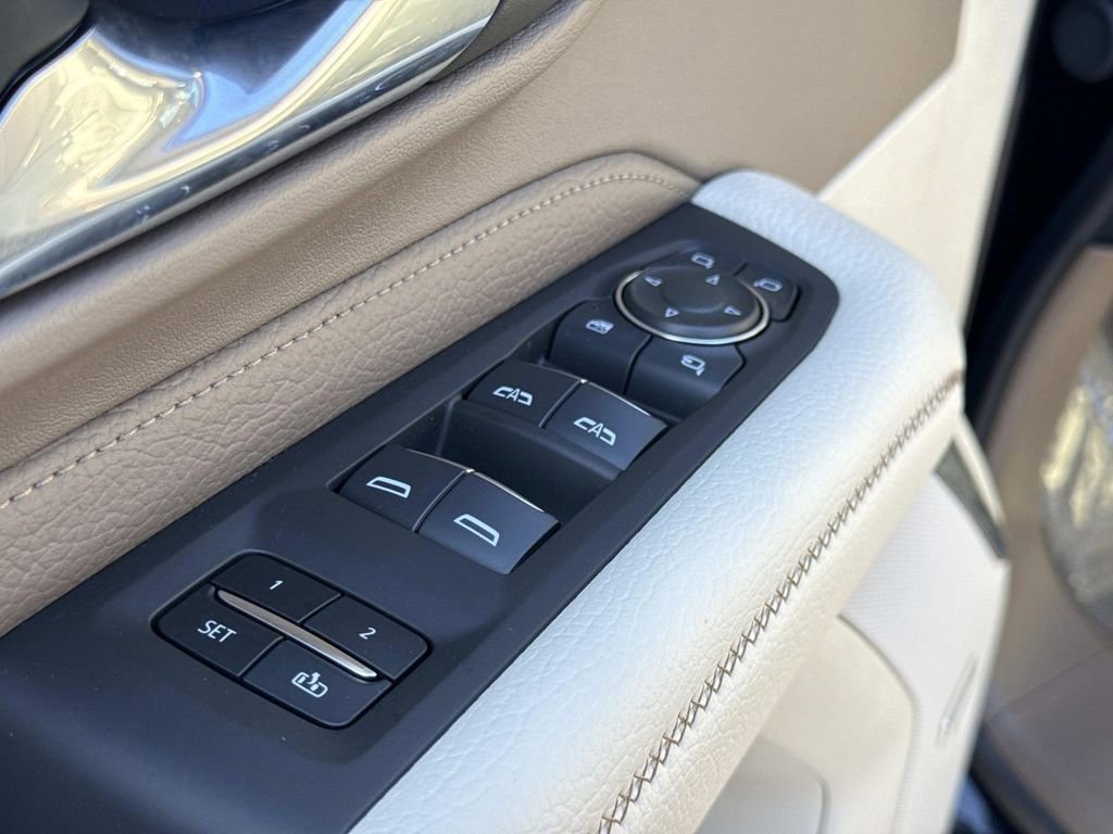 Used 2024 GMC Yukon XL Denali w/ Advanced Technology Package AWD/4WD image 15