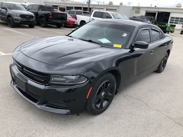 Used 2021 Dodge Charger SXT w/ Leather Interior Group RWD image 2
