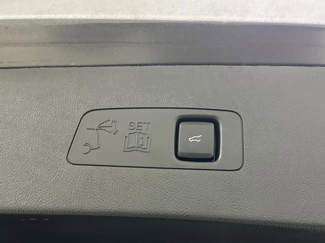 Used 2025 Lincoln Corsair Reserve image 15