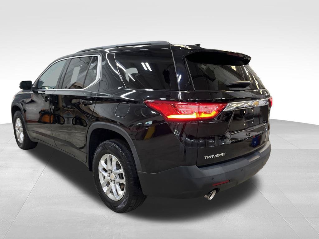 Used 2021 Chevrolet Traverse LT FWD image 3