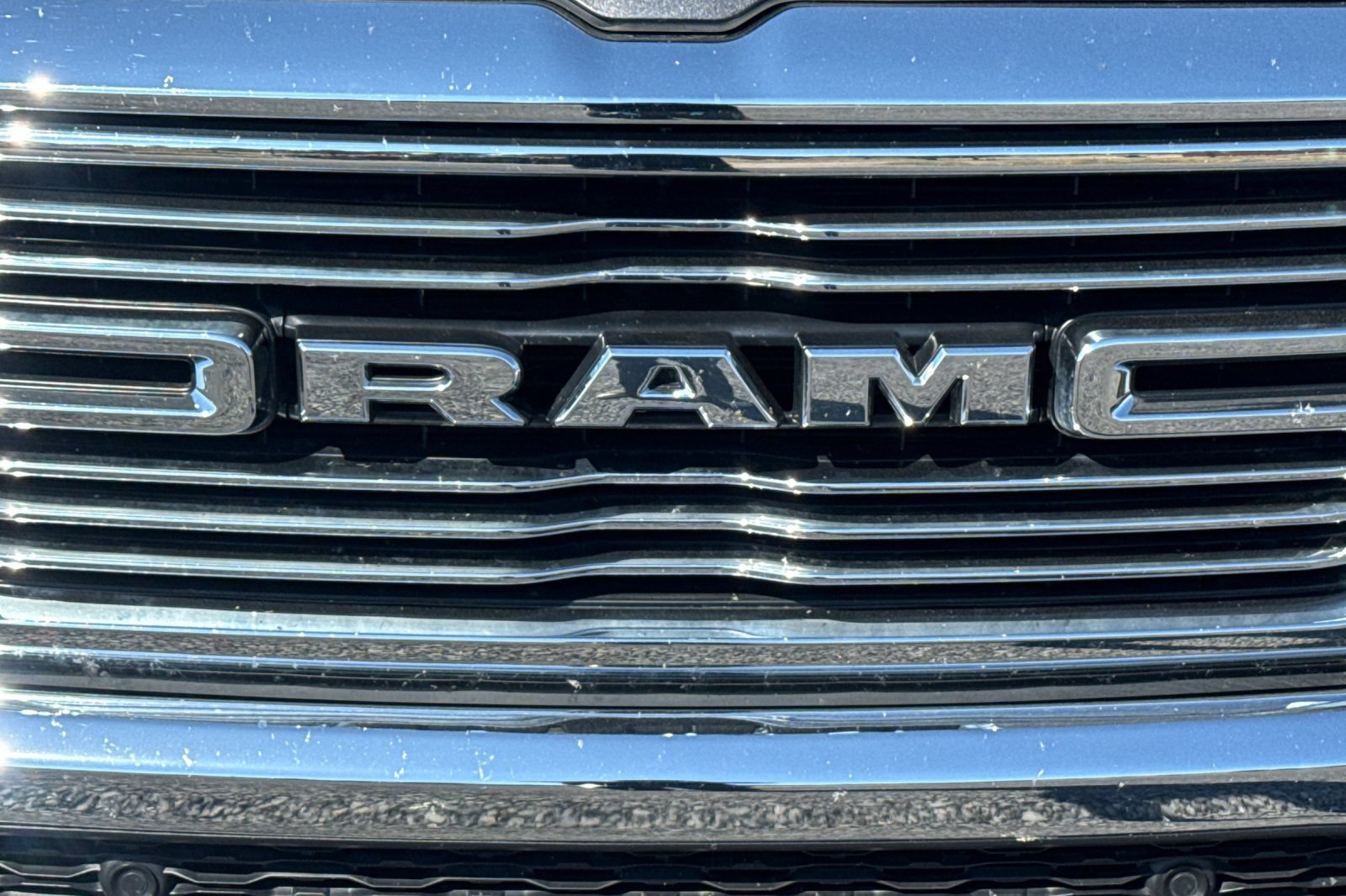 Used 2022 RAM 1500 Laramie AWD/4WD image 45