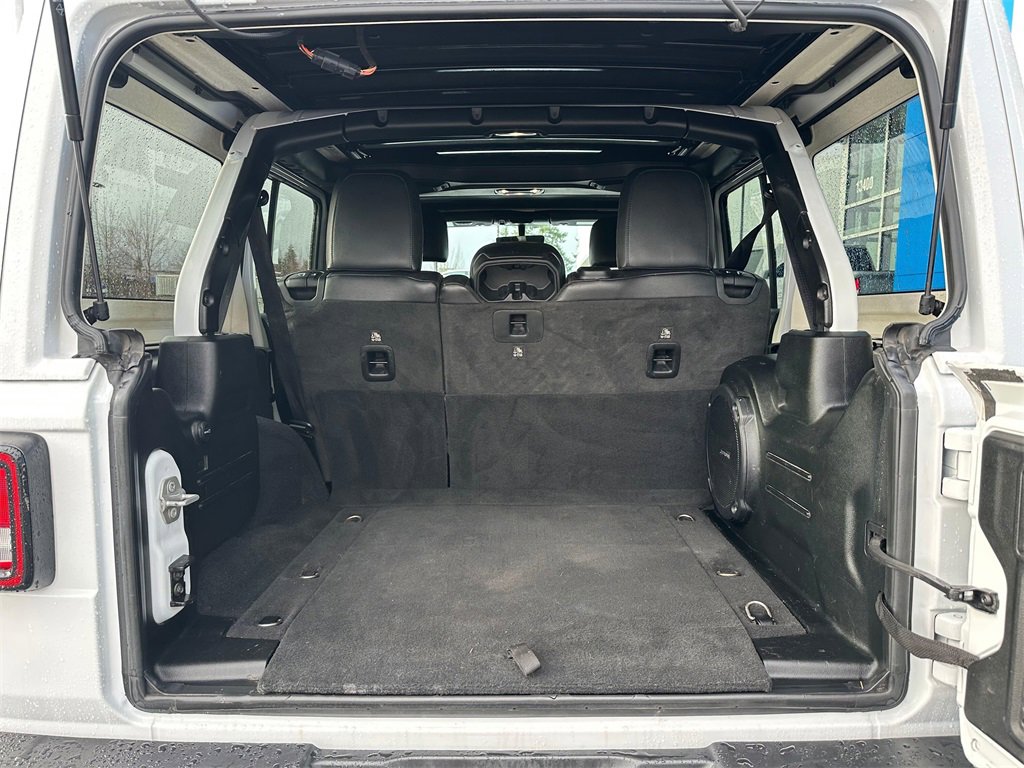 Used 2023 Jeep Wrangler Unlimited Rubicon w/ Cold Weather Group image 14