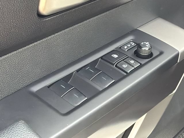 Used 2025 Toyota Sequoia SR5 AWD/4WD image 22