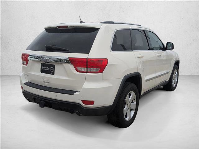 Used 2011 Jeep Grand Cherokee Laredo image 5
