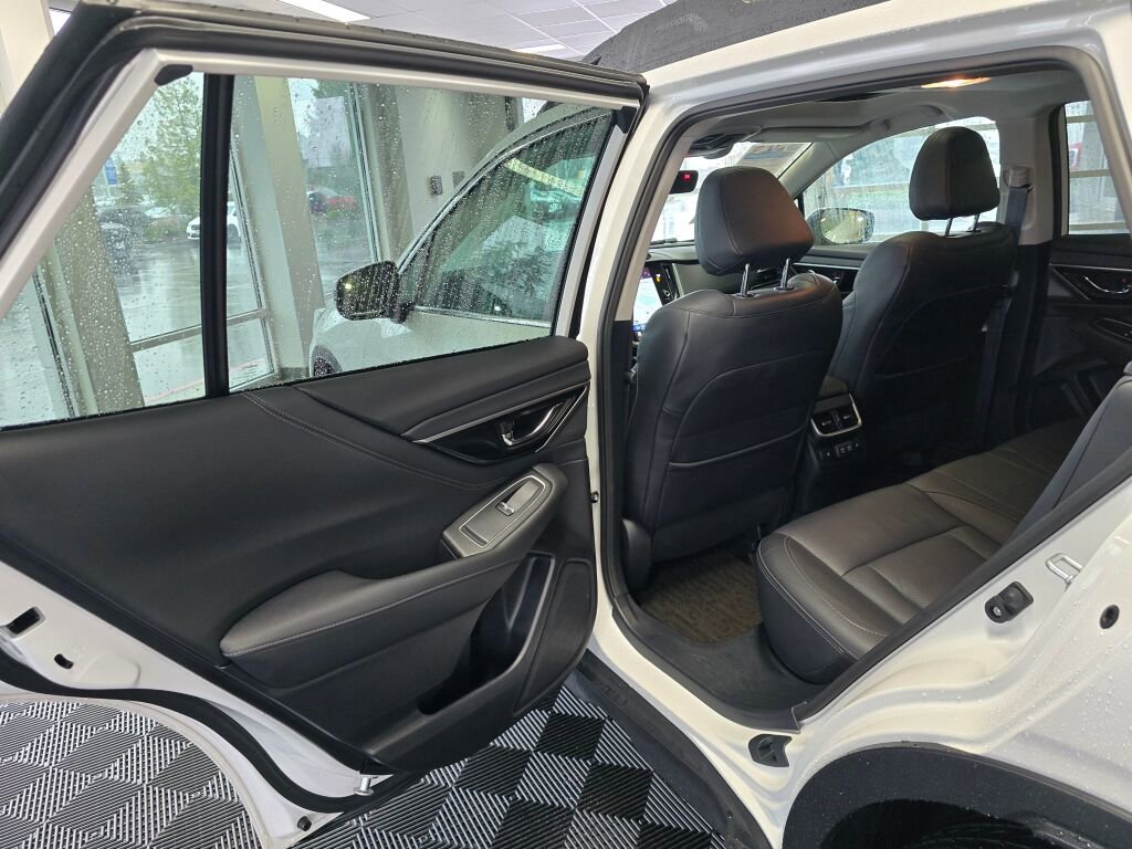 Used 2022 Subaru Outback Limited image 35