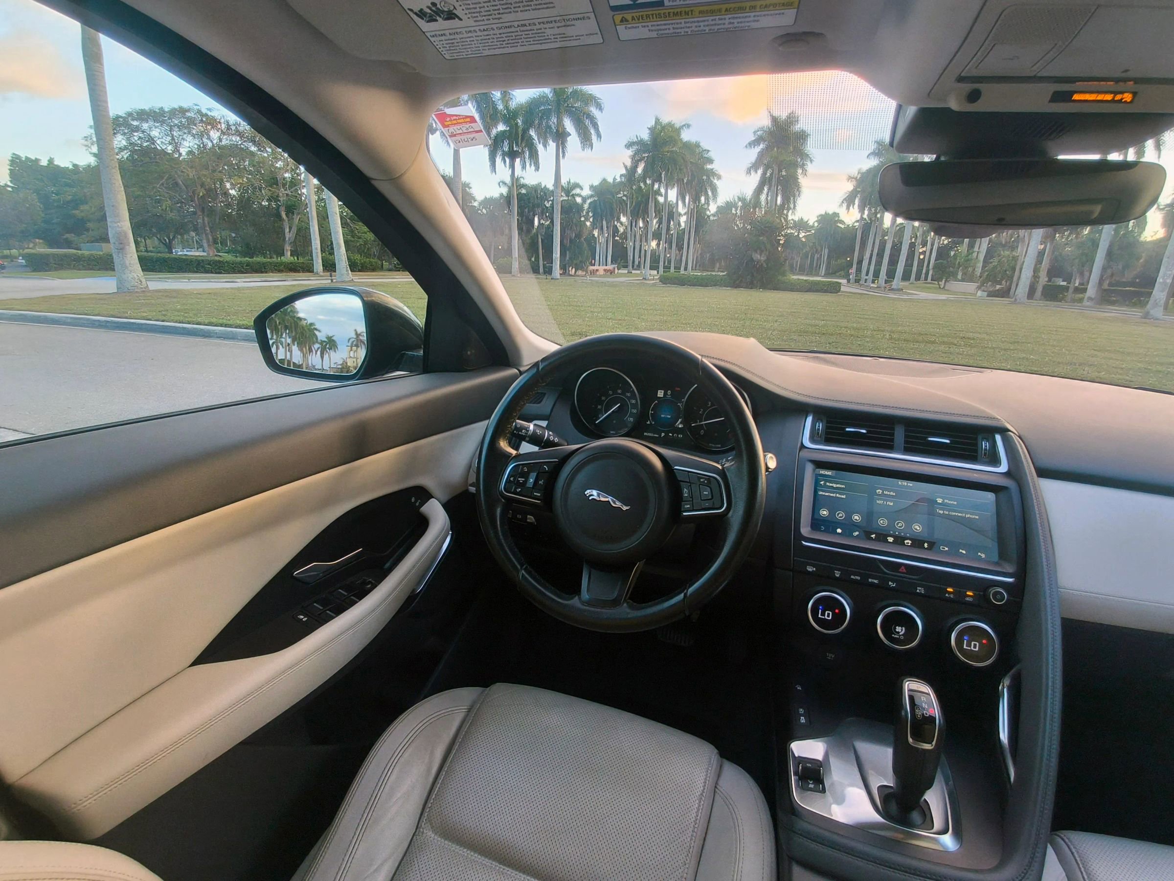 Used 2018 Jaguar E-PACE S image 19