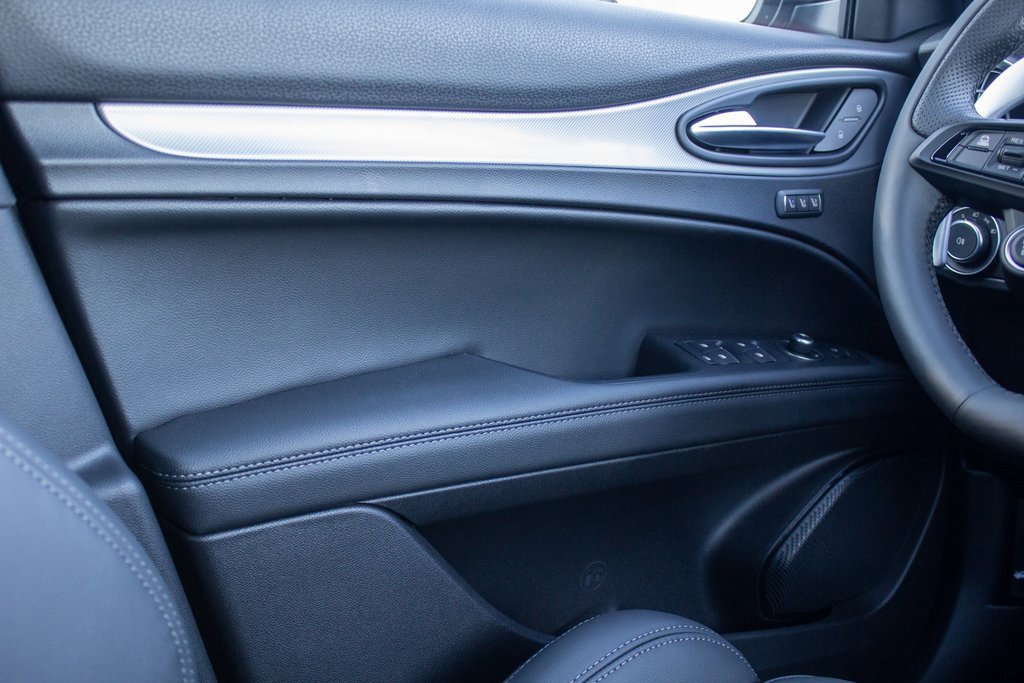 New 2025 Alfa Romeo Stelvio Sprint w/ Veloce Package image 19