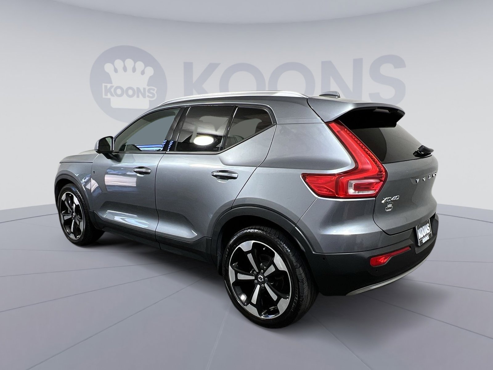 Used 2019 Volvo XC40 T5 Momentum AWD/4WD image 8