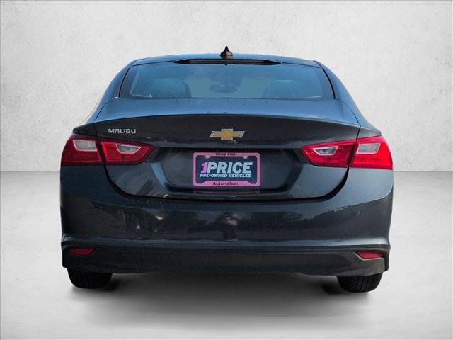Used 2021 Chevrolet Malibu LS FWD image 7