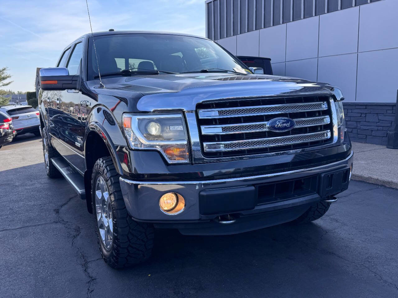 Used 2014 Ford F150 Lariat w/ Equipment Group 502A Luxury image 10