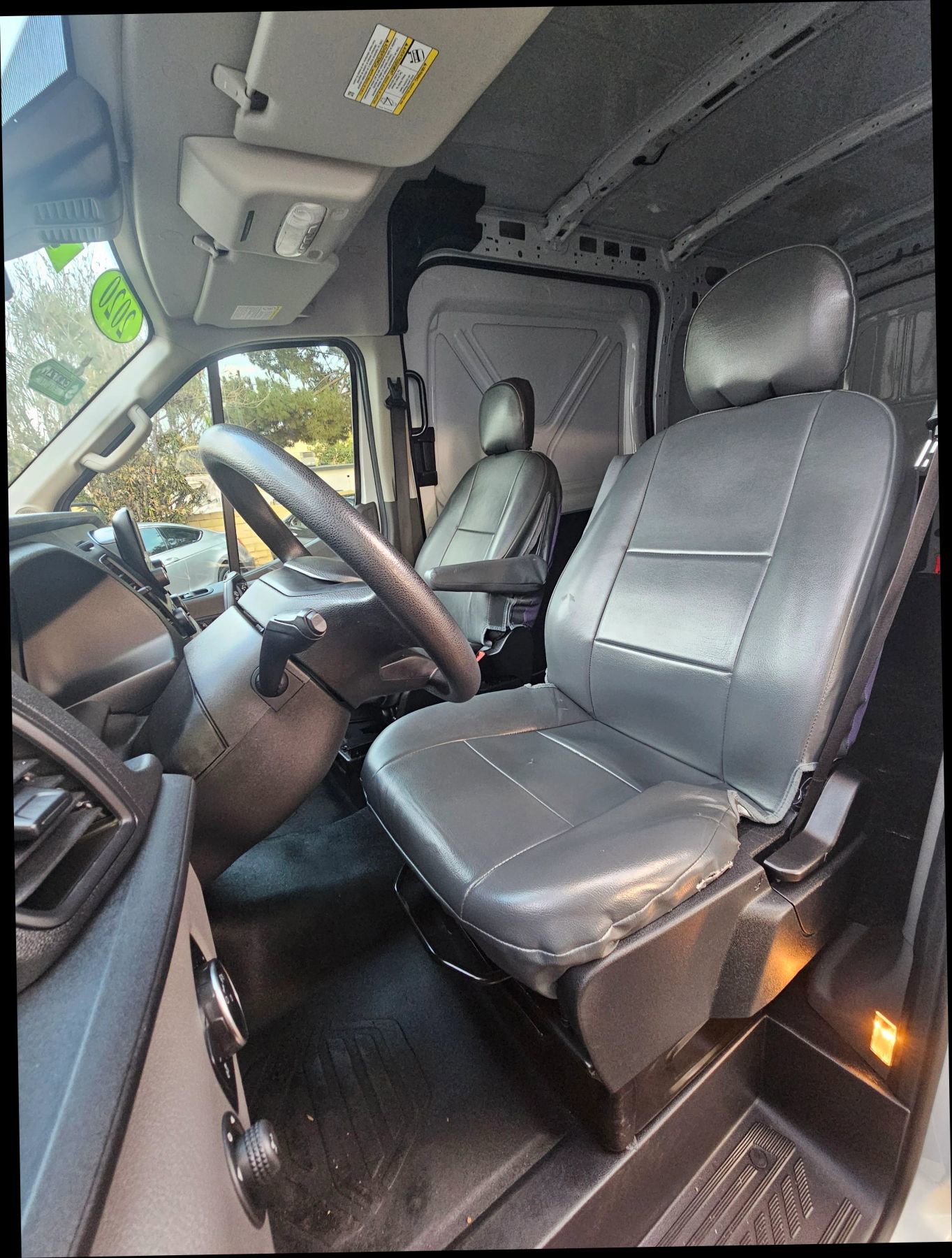 Used 2020 Ford Transit 250 Medium Roof image 12