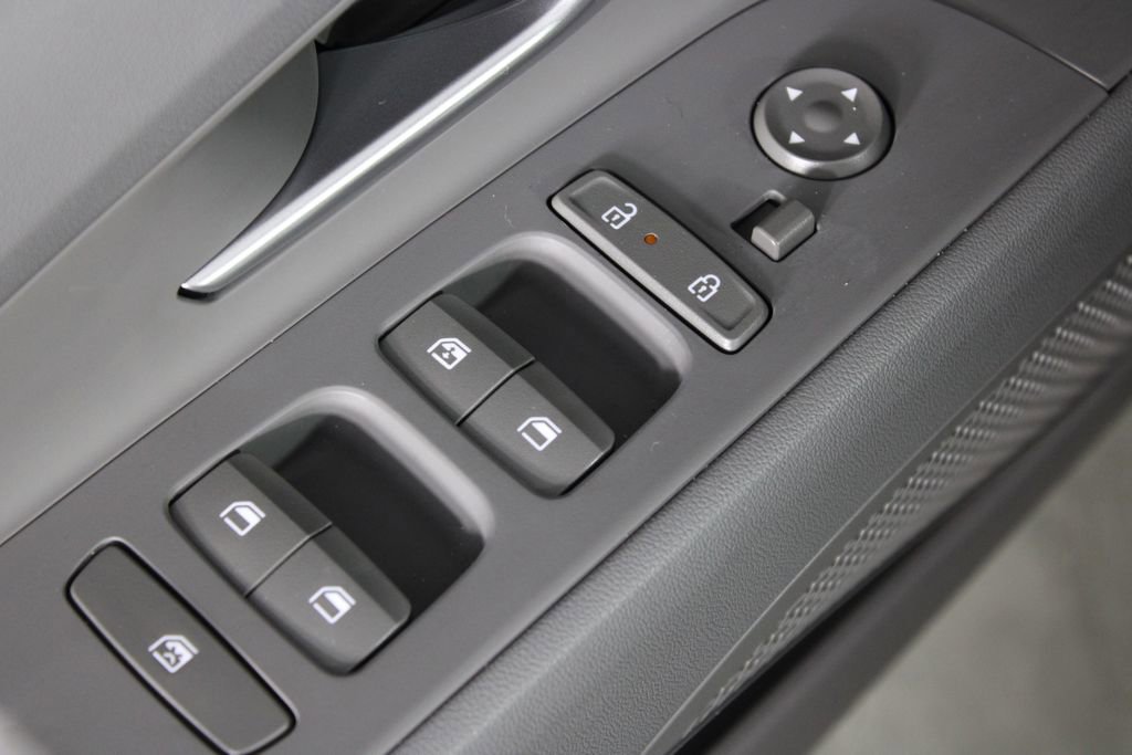 Certified 2026 Hyundai Elantra Sport image 23