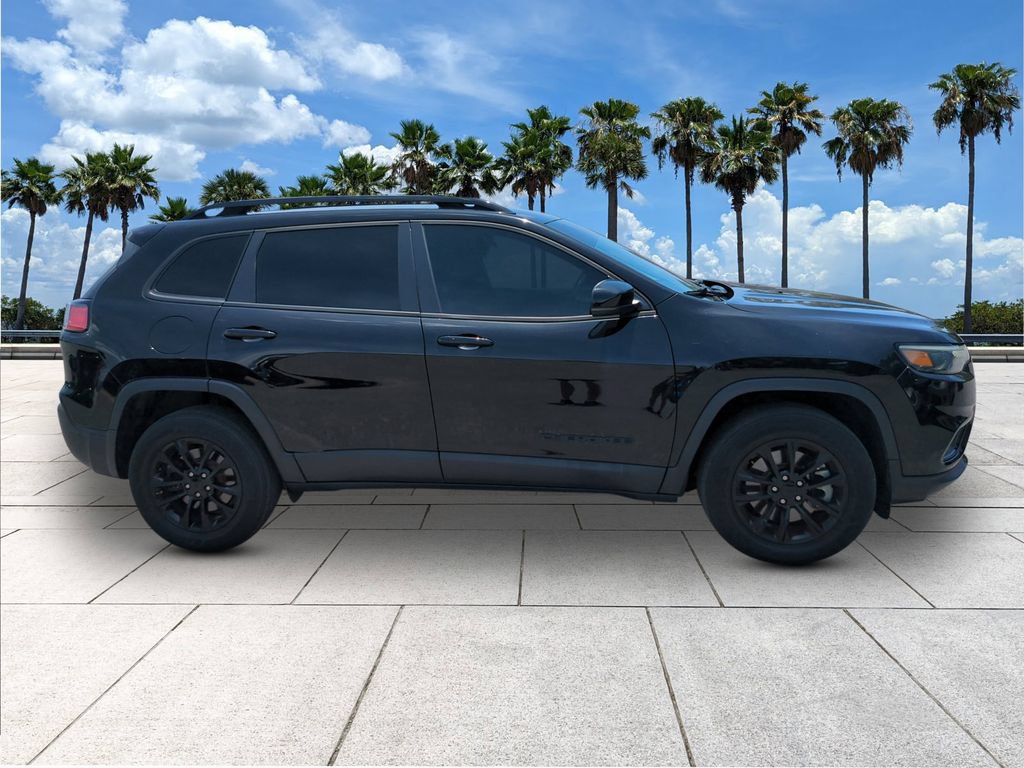 Used 2023 Jeep Cherokee Altitude Lux AWD/4WD image 8